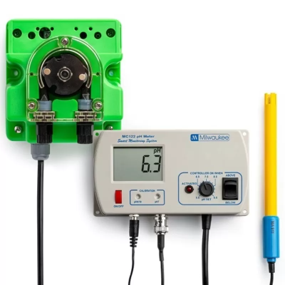 Milwaukee pH controller with pump MC720