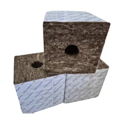 Speedgrow Green 20x20x20 cm - блок за 'ртење од минерална волна со дупка